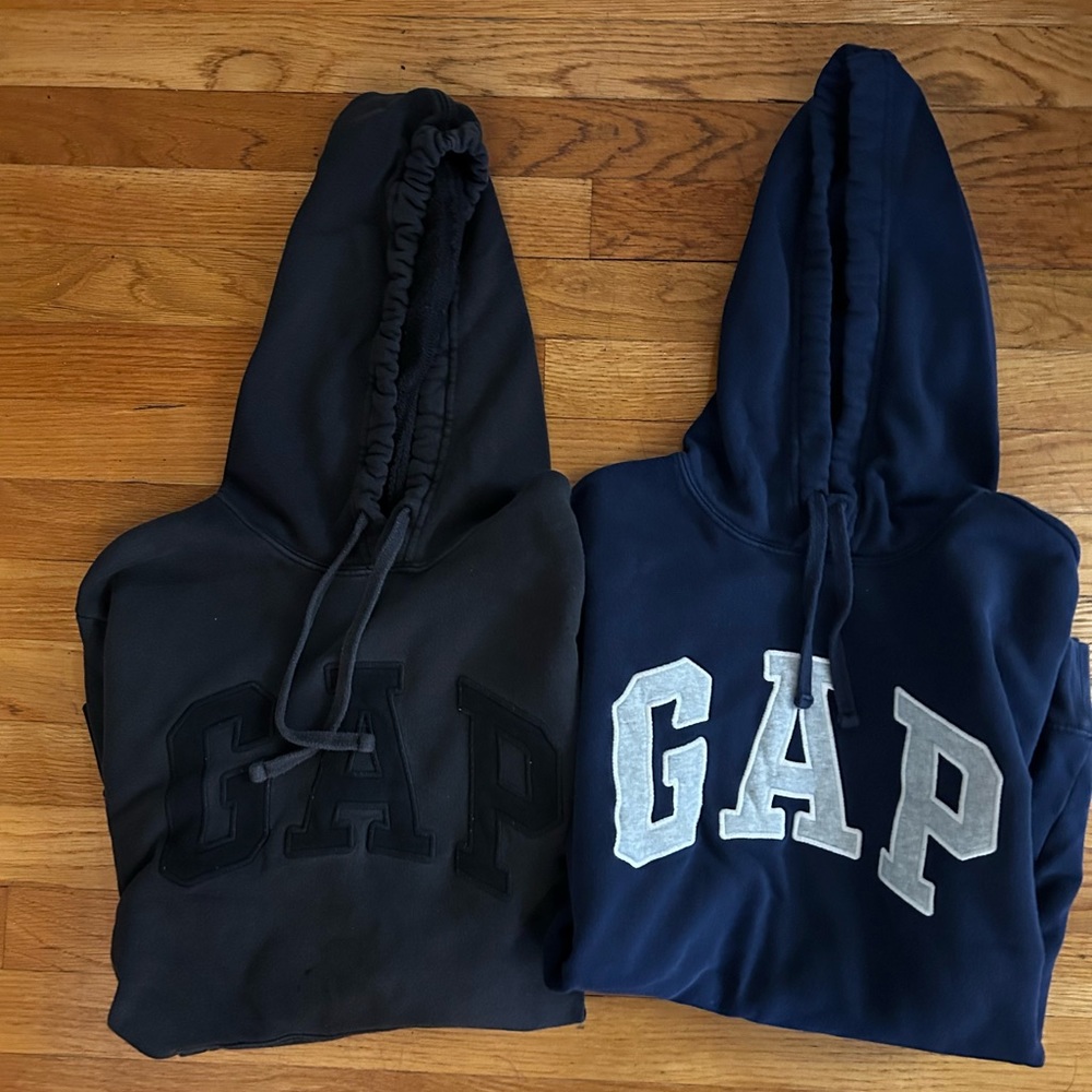 Gap hoodies, medium